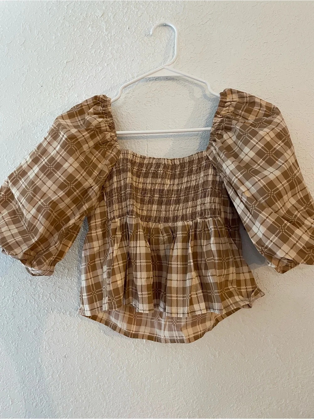 Puff sleeve top